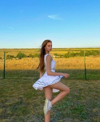 Опыт и креативность – мои лучшие качества. Встреча со мной станет настоящим праздником для тебя. Обладаю множеством возможностей, которыми смогу удивить и порадовать тебя. Могу быть как твоей нежной и податливой куколкой, так и страстной и горячей любовницей. Мои услуги оставляют только положительные впечатления, о чем можно узнать из отзывов – они говорят сами за себя. Мои фото подтверждают все мои прелести и очарование. Живу в Москве и готова встретиться с тобой в любое время. Не упусти свой шанс на незабываемую встречу со мной! 💋💖🔥🌟🌹 #индивидуалка #Москва #нежность #страсть #фантазии Натулька